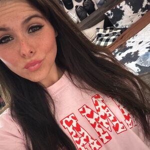 Meet your Posher, Linda